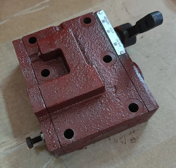 Sistema de Controle Hidráulico — reversor BM 120